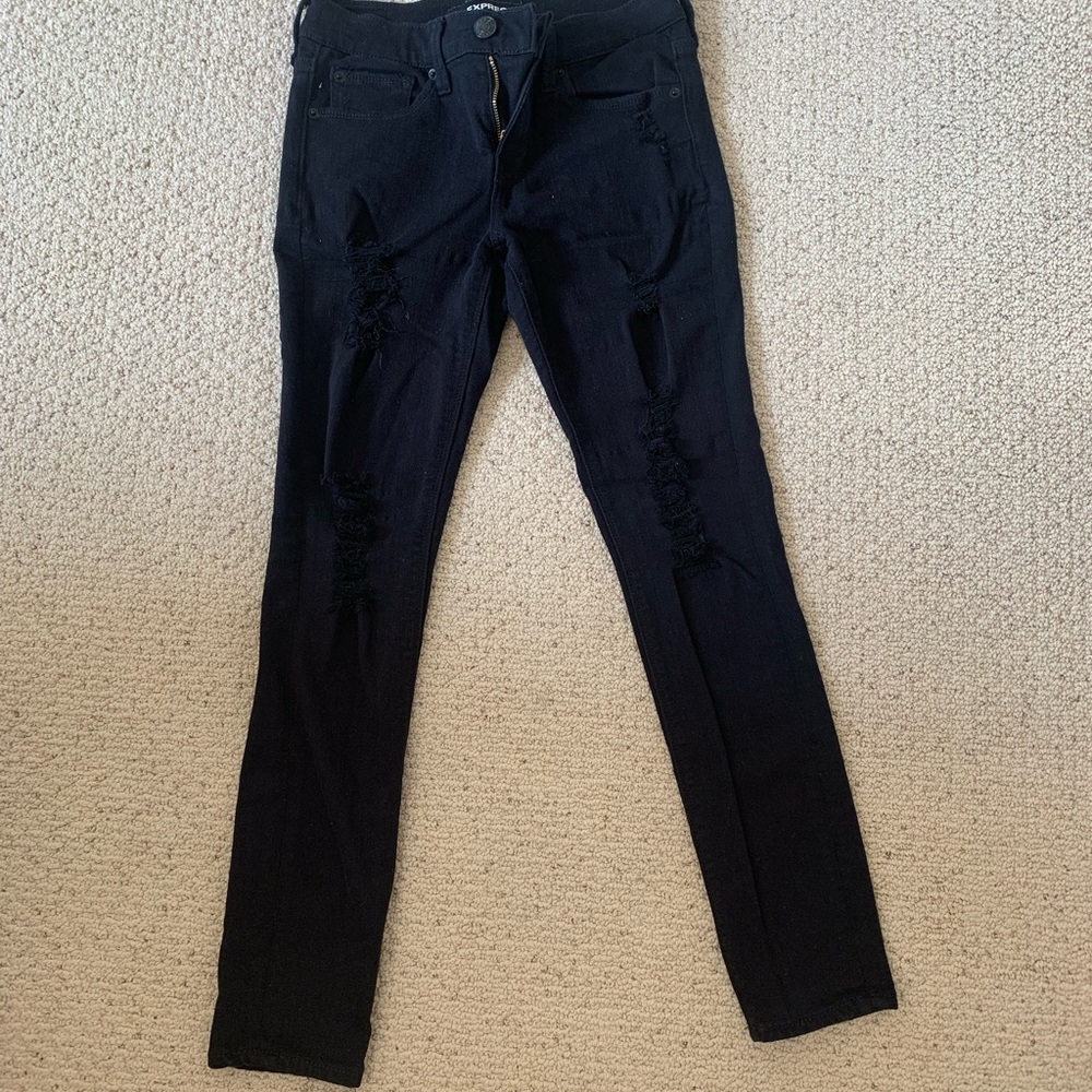 Black distressed stretch mid-rise Jean legging
